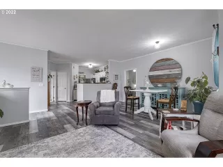 Photo #3: 22628474 Listing