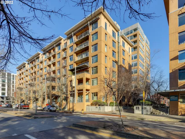 MLS: 22628975 Condo For Sale