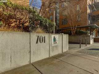 Photo #2: 22628975 Listing