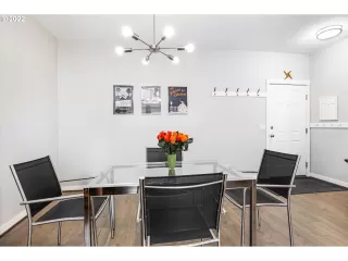 Photo #5: 22629308 Listing 