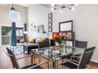 Photo #6: 22629308 Listing 