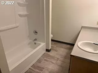 Photo #5: 22631714 Listing 