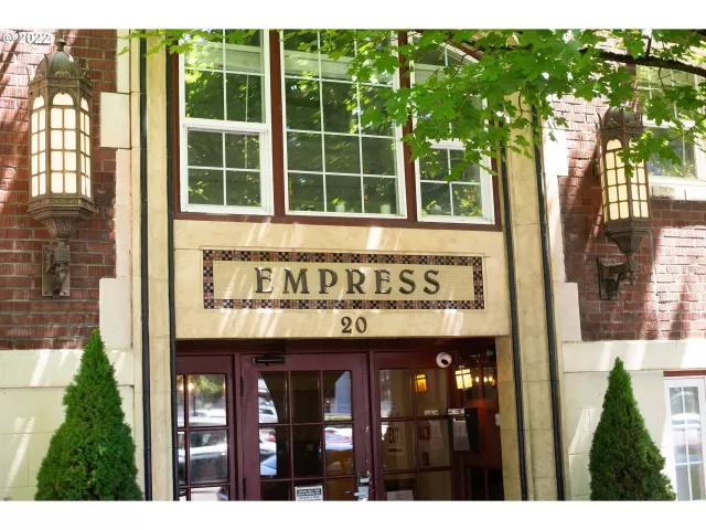 MLS: 22633029 Condo For Sale