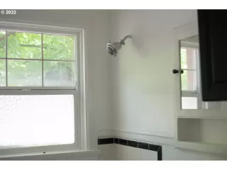 Photo #4: 22633029 Listing 