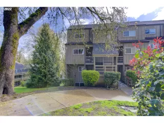 Photo #1: 22633152 Listing