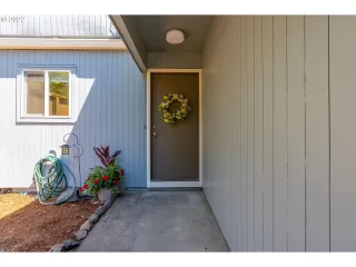 Photo #4: 22633217 Listing 