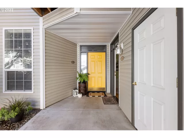 MLS: 22633672 Condo For Sale