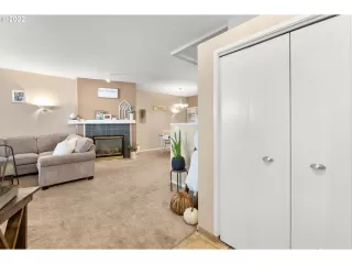 Photo #3: 22633672 Listing