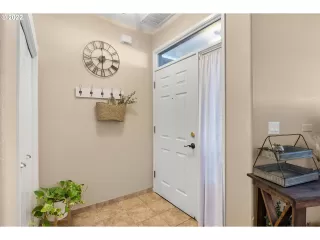 Photo #4: 22633672 Listing