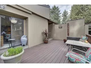 Photo #2: 22634011 Listing