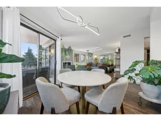 Photo #5: 226363906 Listing