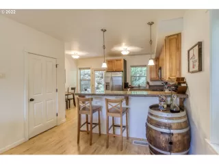 Photo #1: 22636967 Listing