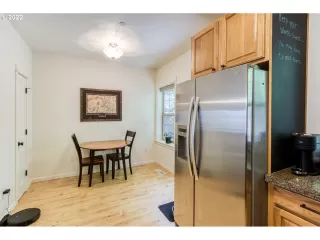 Photo #5: 22636967 Listing