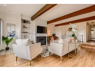 Photo #3: 22636981 Listing 