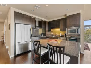 Photo #1: 22637092 Listing