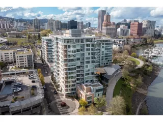 Photo #2: 22637092 Listing