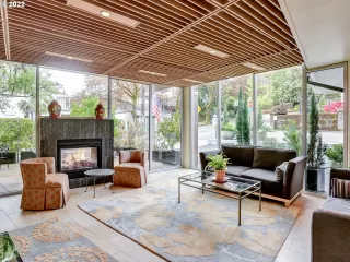 Photo #3: 22637638 Listing