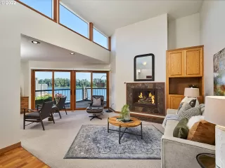 Photo #3: 22639105 Listing