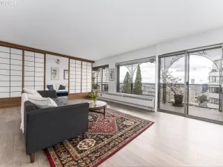 Photo #1: 22639938 Listing