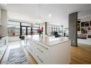 Photo #5: 22640364 Listing 