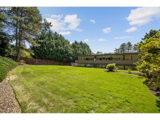 Photo #1: 22641566 Listing