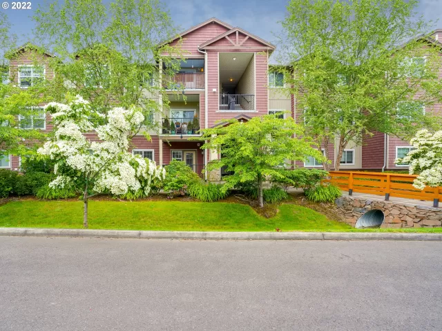 MLS: 22642879 Condo For Sale