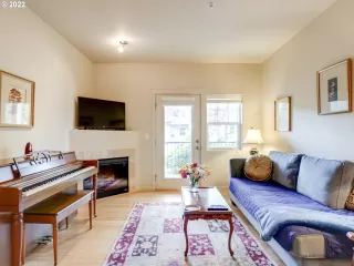 Photo #1: 22642879 Listing