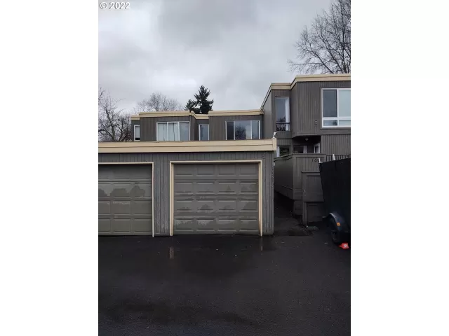 MLS: 22644267 Condo For Sale