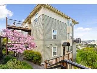 Photo #3: 22644330 Listing