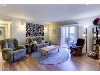 Photo #3: 22646655 Listing 