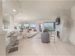 Photo #4: 22646979 Listing 