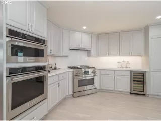 Photo #6: 22646979 Listing 