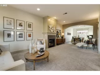 Photo #2: 22647117 Listing