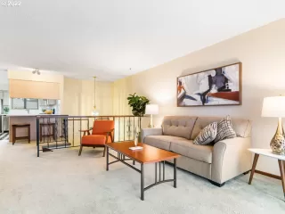 Photo #3: 22647307 Listing