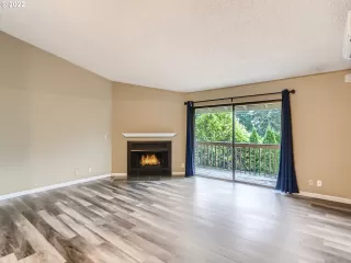 Photo #2: 22648112 Listing