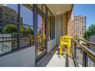 Photo #4: 22648749 Listing