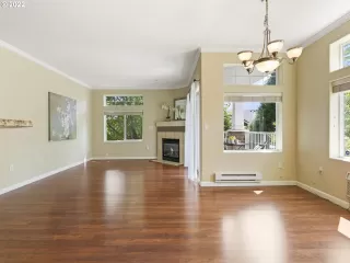 Photo #3: 22649053 Listing