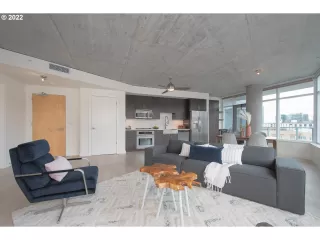 Photo #4: 22649678 Listing 