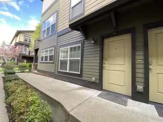 Photo #2: 22650627 Listing