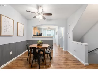 Photo #6: 22651153 Listing