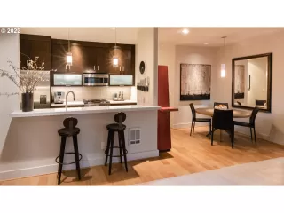 Photo #5: 22651329 Listing 