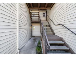 Photo #2: 22651895 Listing