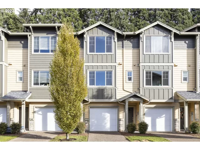 MLS: 22652835 Condo For Sale
