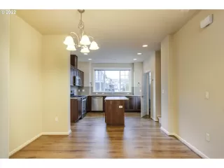 Photo #3: 22652835 Listing 