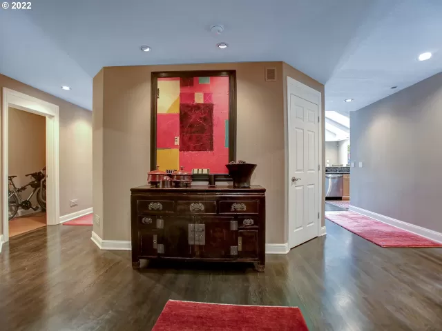 MLS: 22653496 Condo For Sale