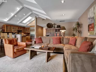 Photo #1: 22653496 Listing