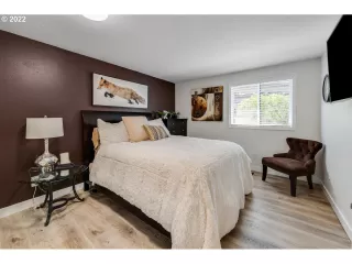 Photo #4: 22653595 Listing