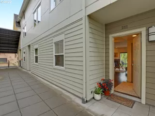 Photo #4: 22655653 Listing 