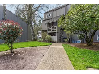 Photo #2: 22655868 Listing