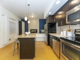 Photo #4: 22656777 Listing